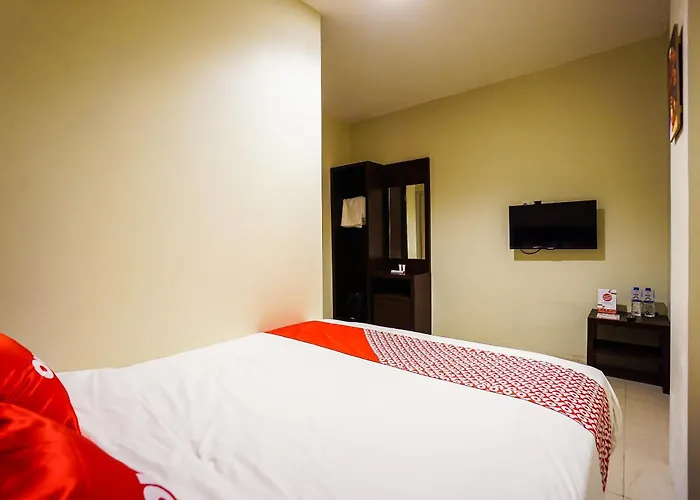 Hotel O Makassar Near Gereja Advent Tikala Baru Formerly Rid\'S Hotel